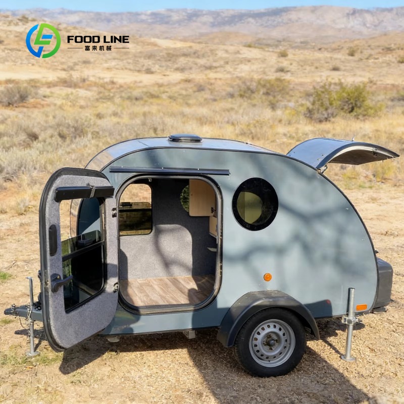 Outdoor Adventure Vehicles - カスタムRVキャンピングカー、アウトドアアドベンチャー用トラベルトレーラー、ロードトリップ生活用の就寝スペースと収納付きキャンピングカー