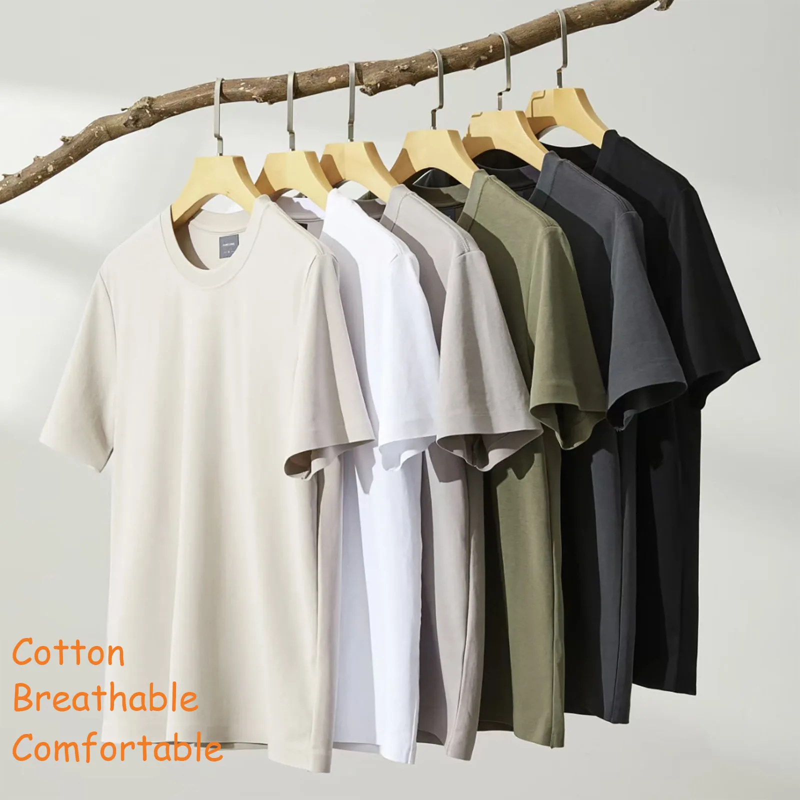 バーニーズ・マウンテン・ドッグが月を見つめ叫ぶTシャツ ヴィ - Outdoor Adventure At のレビューと価格